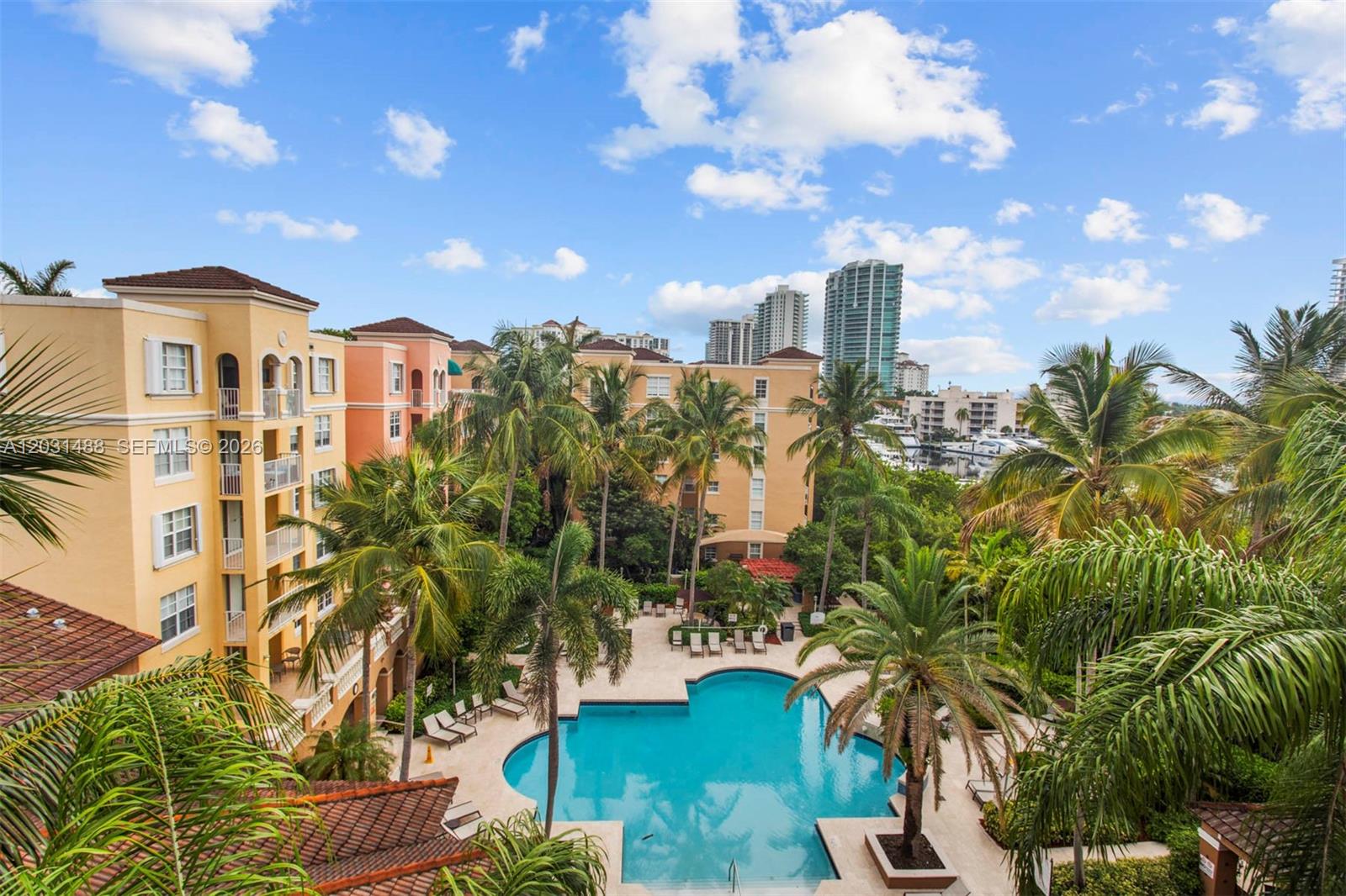THE YACHT CLUB AT AVENTUR - Residential