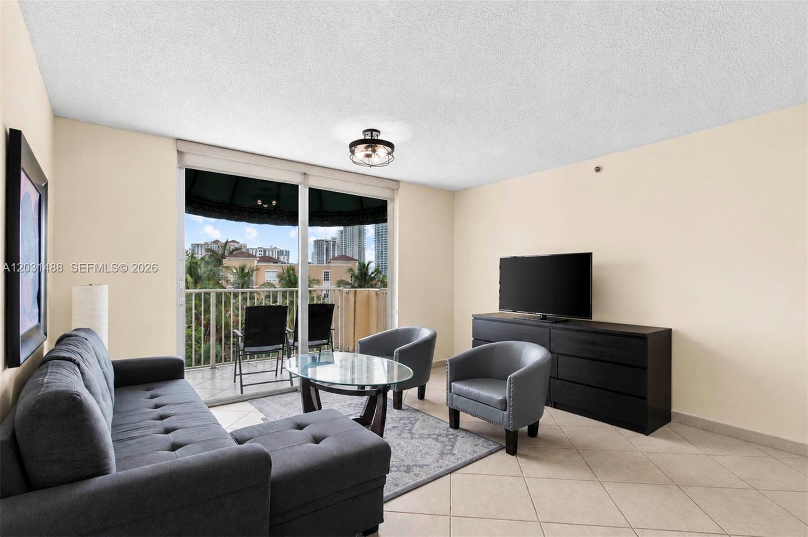 THE YACHT CLUB AT AVENTUR - Residential