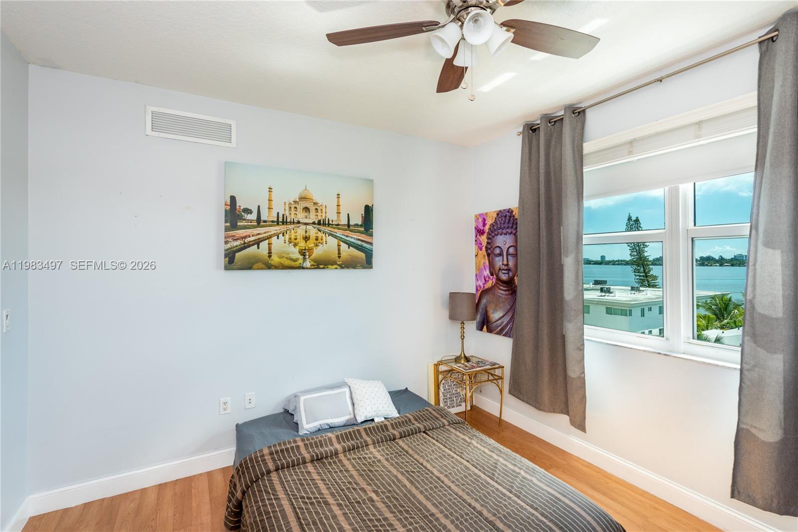360 CONDO B - Residential