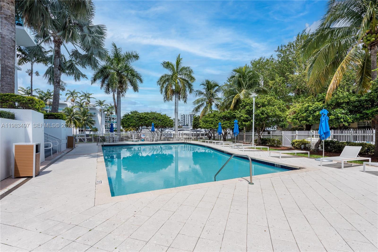 360 CONDO B - Residential