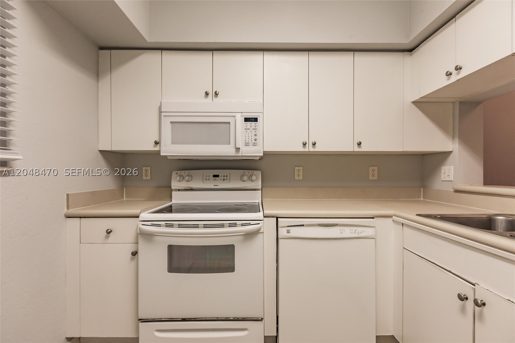 COVE AT SIX MILE CYPRESS - Residential