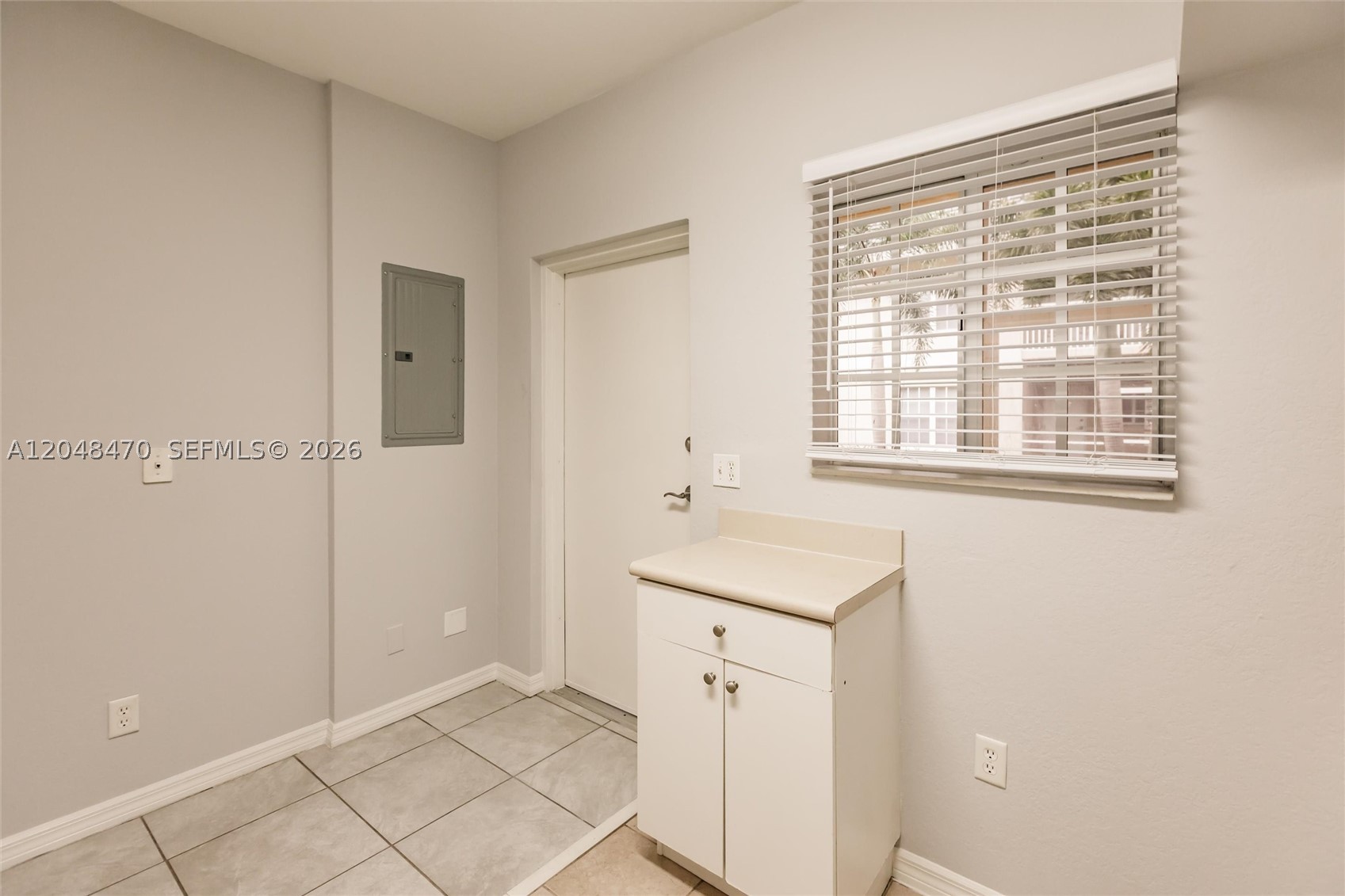 COVE AT SIX MILE CYPRESS - Residential