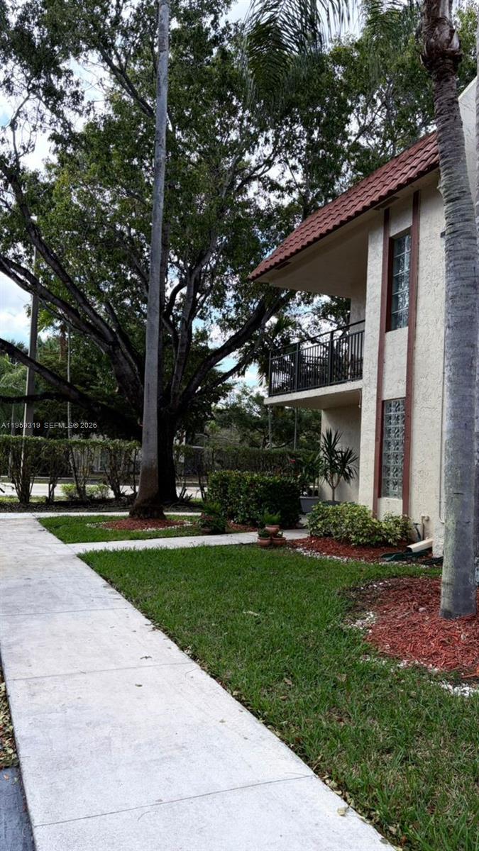 RACQUET CLUB APARTMENTS A - Residential