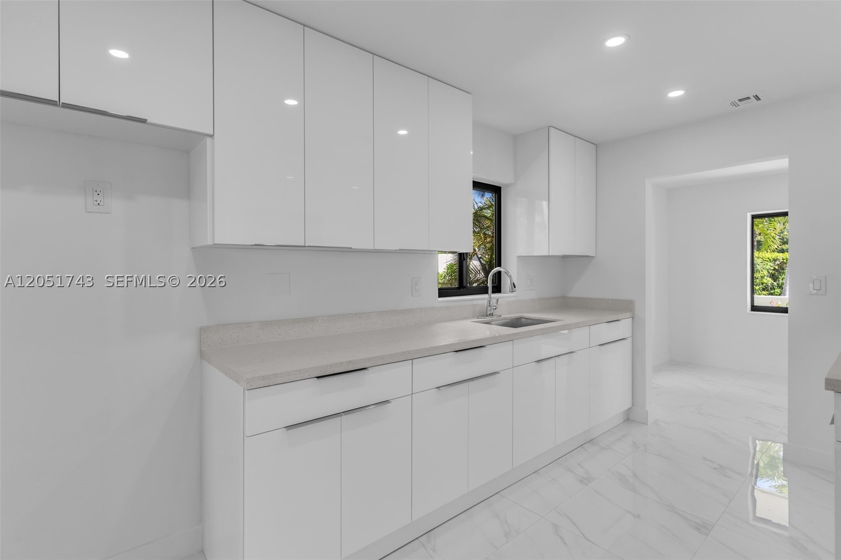 ROYALE GREEN SEC 2 - Residential