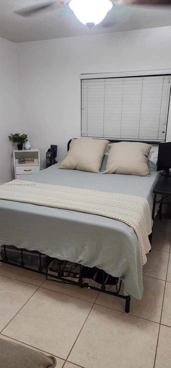 CORAL VILLAS REV - Residential Lease