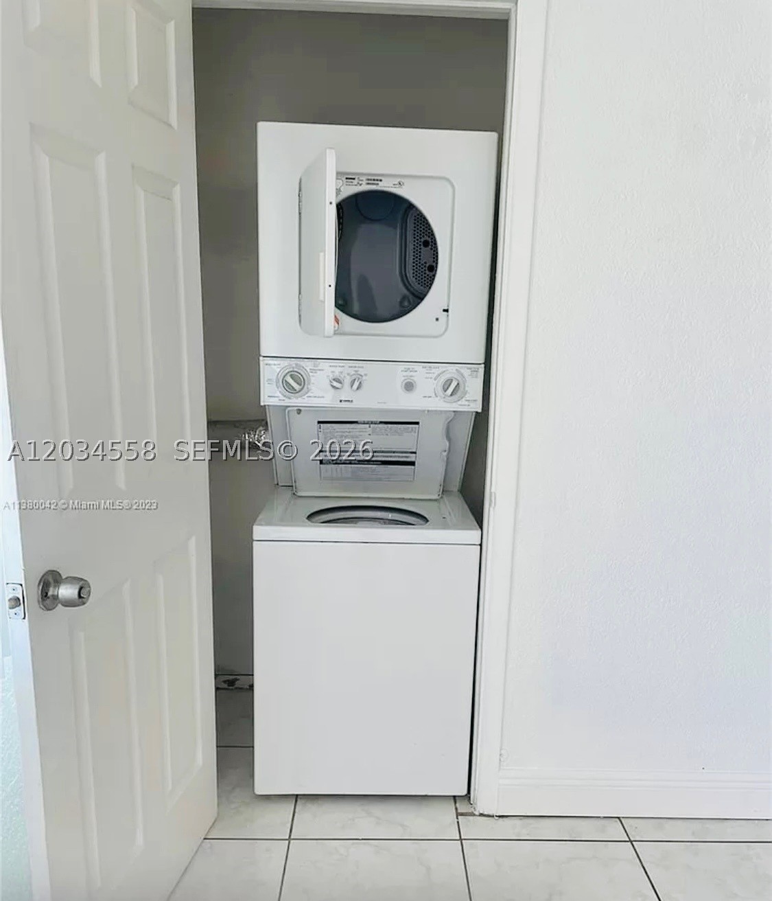 MYRTLE GROVE 1ST ADDN - Residential Lease