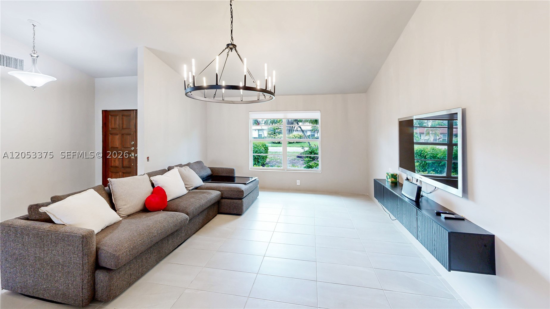 SHADOW WOOD - Residential