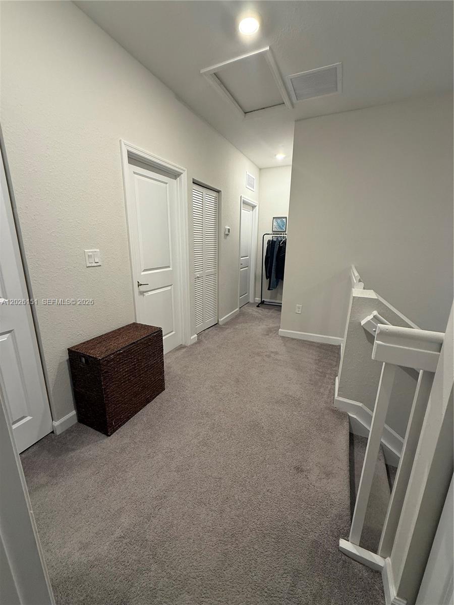 ENCLAVE SOUTH PHASE 1 - Residential
