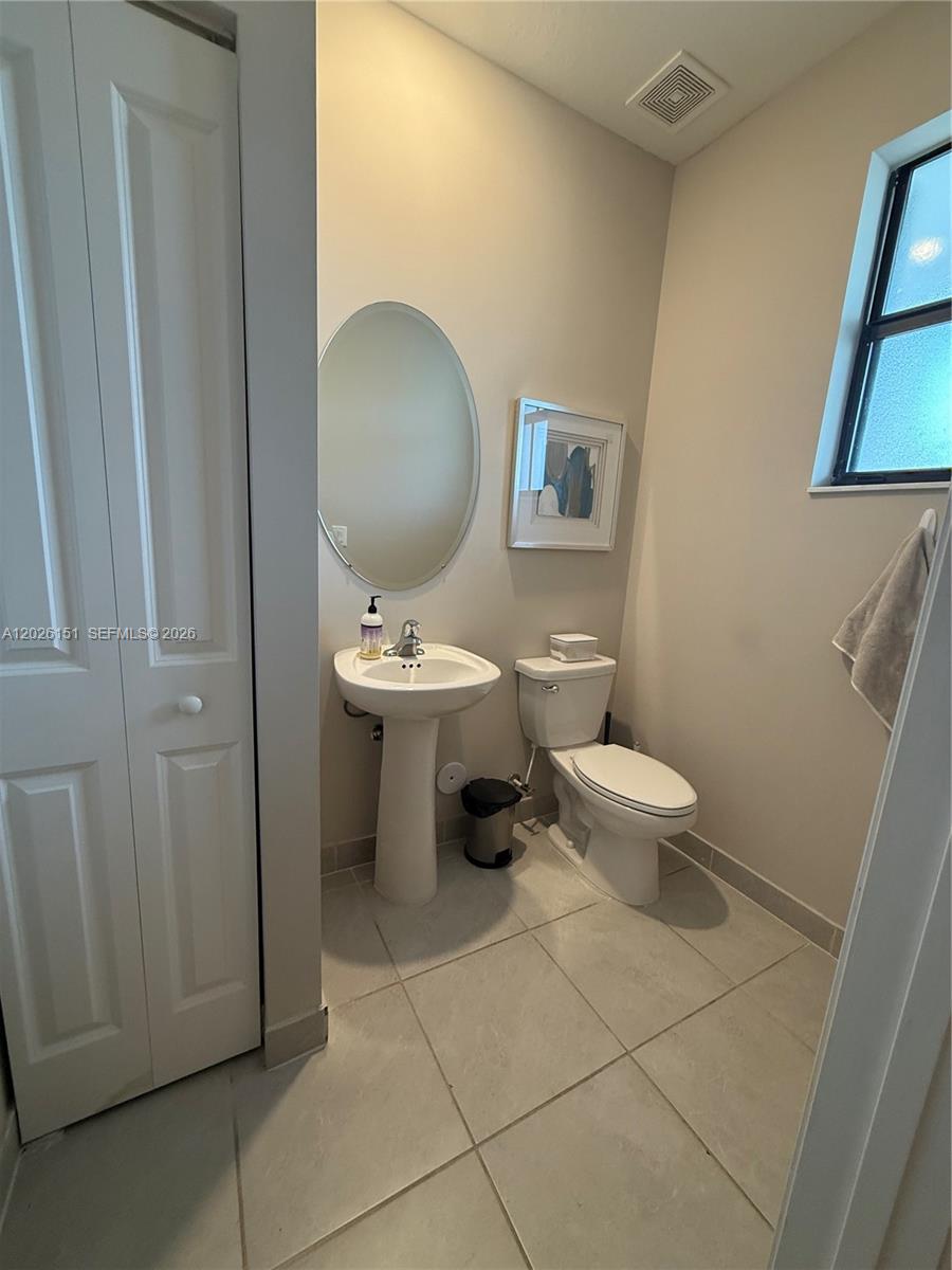 ENCLAVE SOUTH PHASE 1 - Residential