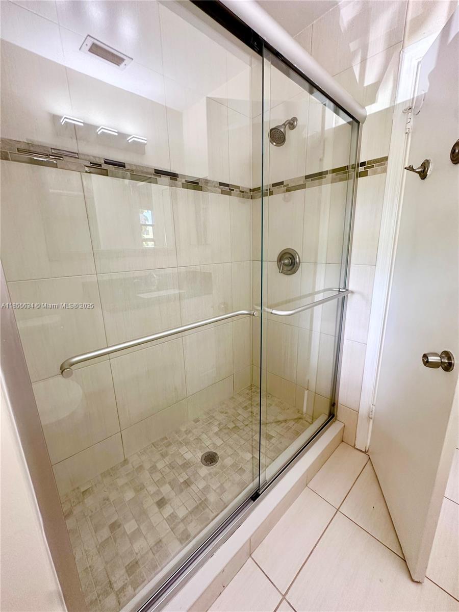 BOYNTON LANDINGS CONDO - Residential Lease