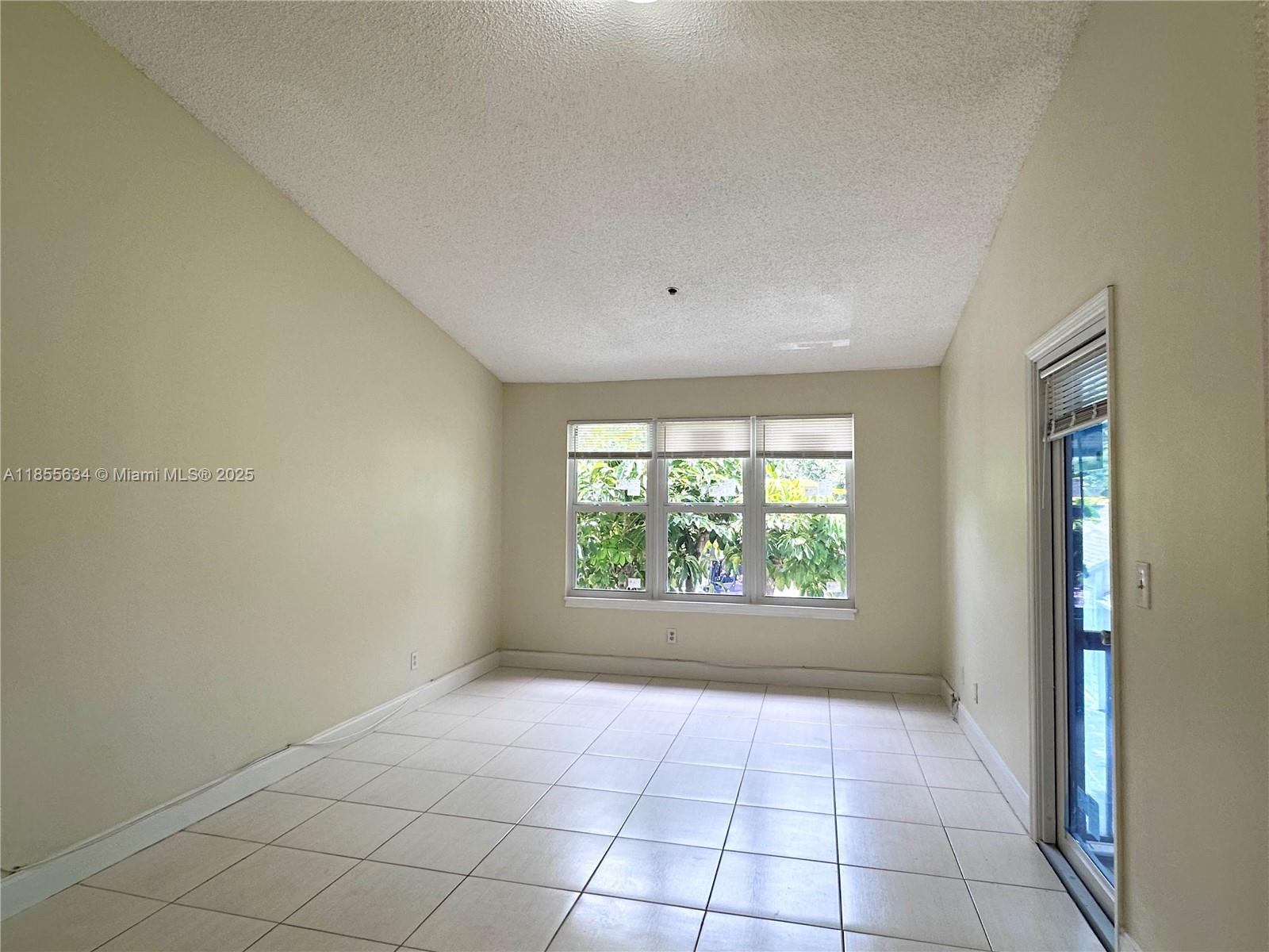 BOYNTON LANDINGS CONDO - Residential Lease