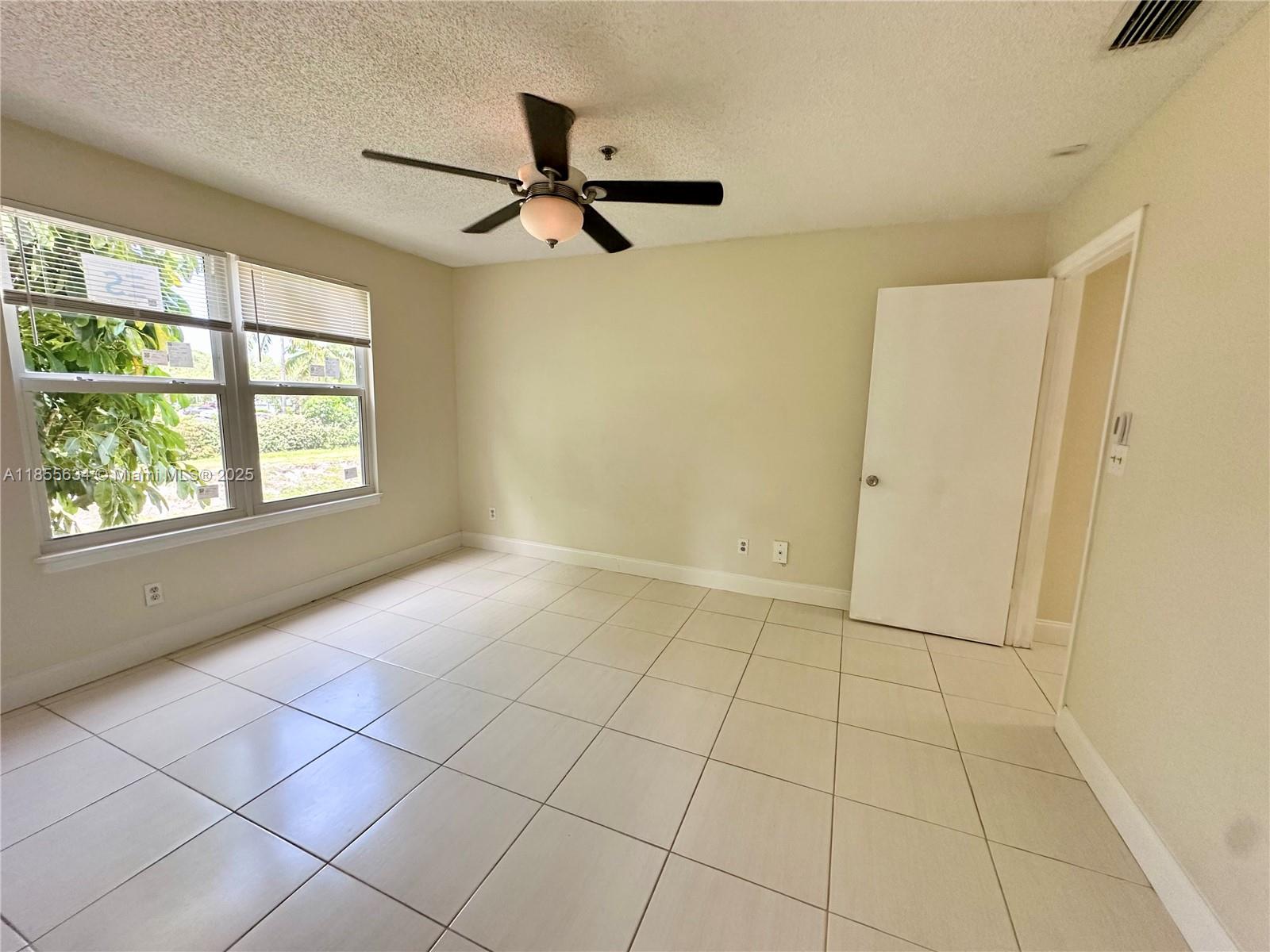 BOYNTON LANDINGS CONDO - Residential Lease
