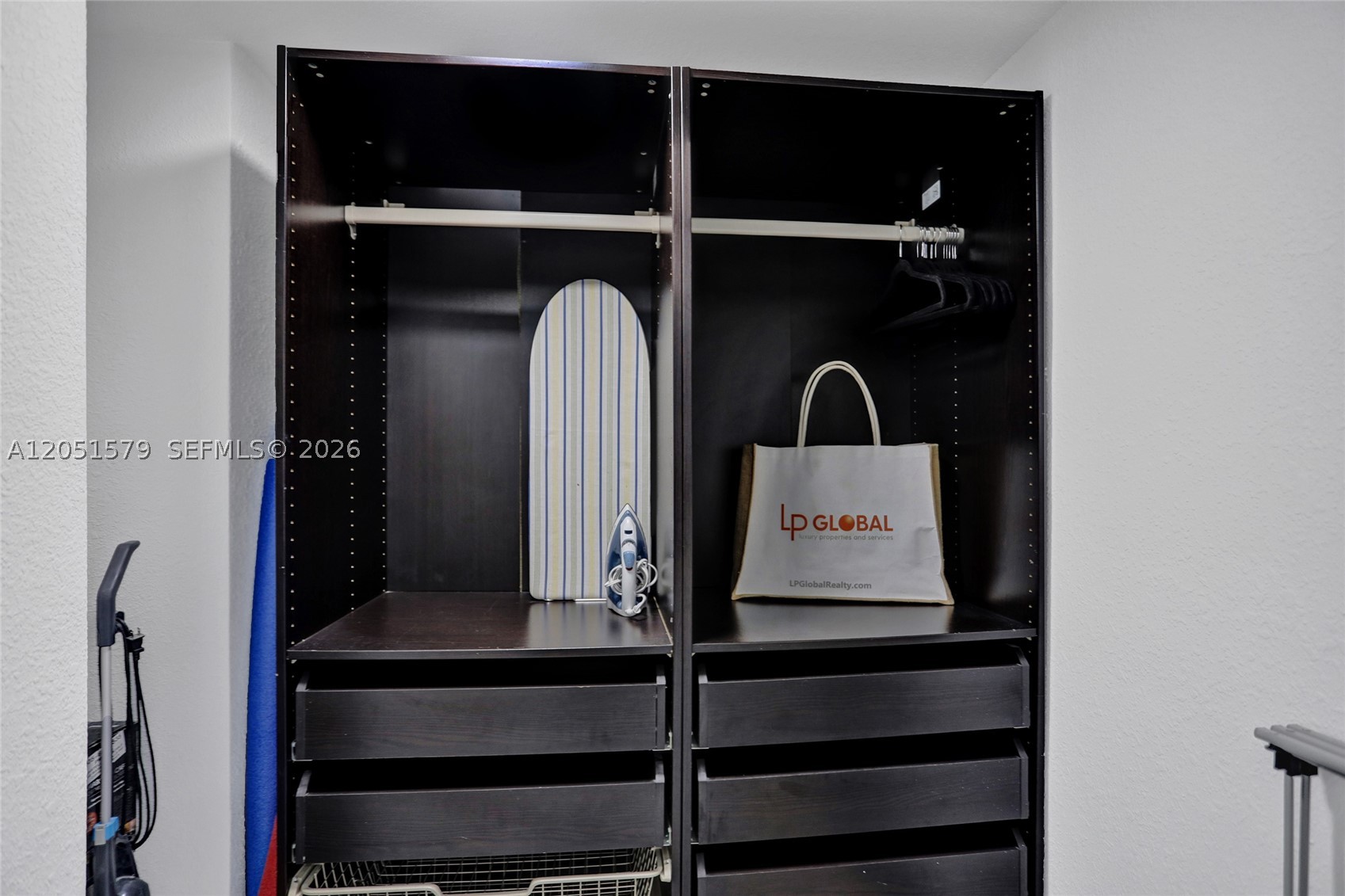 WAVE CONDO - Residential Lease