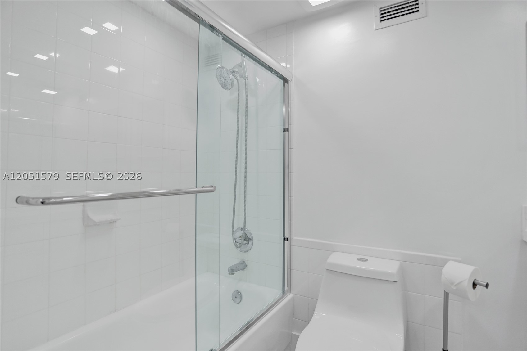 WAVE CONDO - Residential Lease