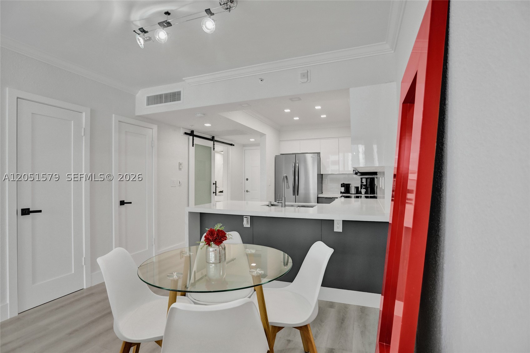 WAVE CONDO - Residential Lease