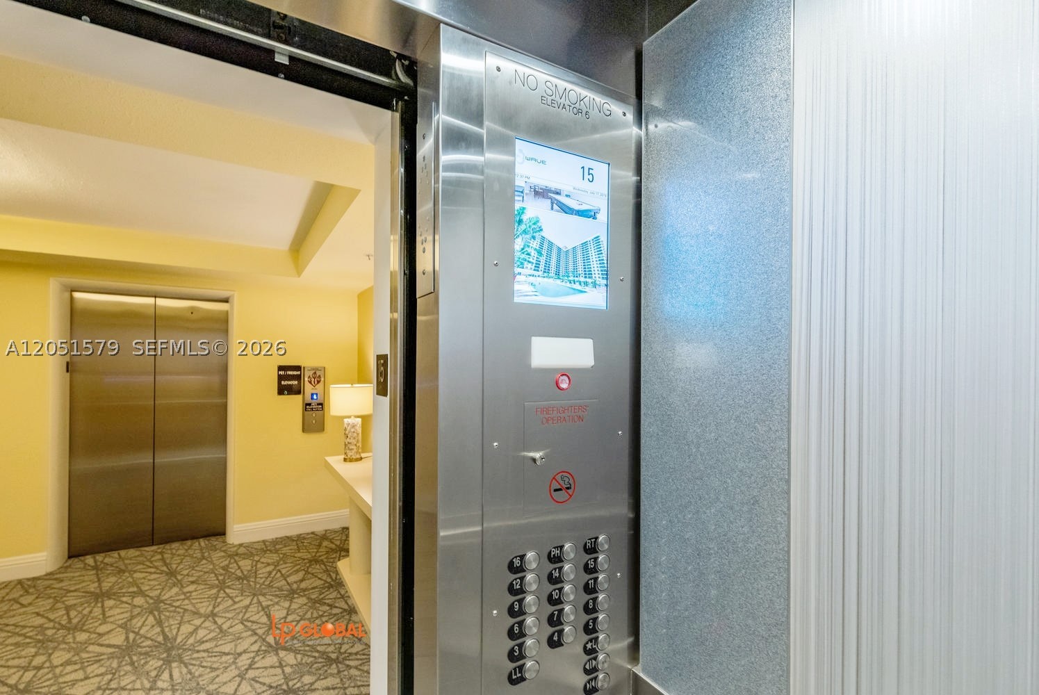 WAVE CONDO - Residential Lease