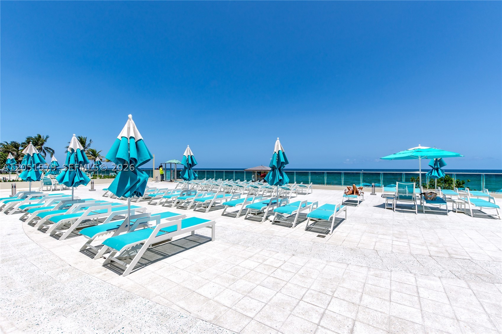 WAVE CONDO - Residential Lease