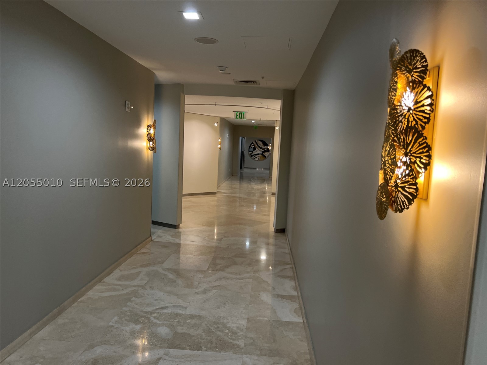 HARBOUR HOUSE - Residential