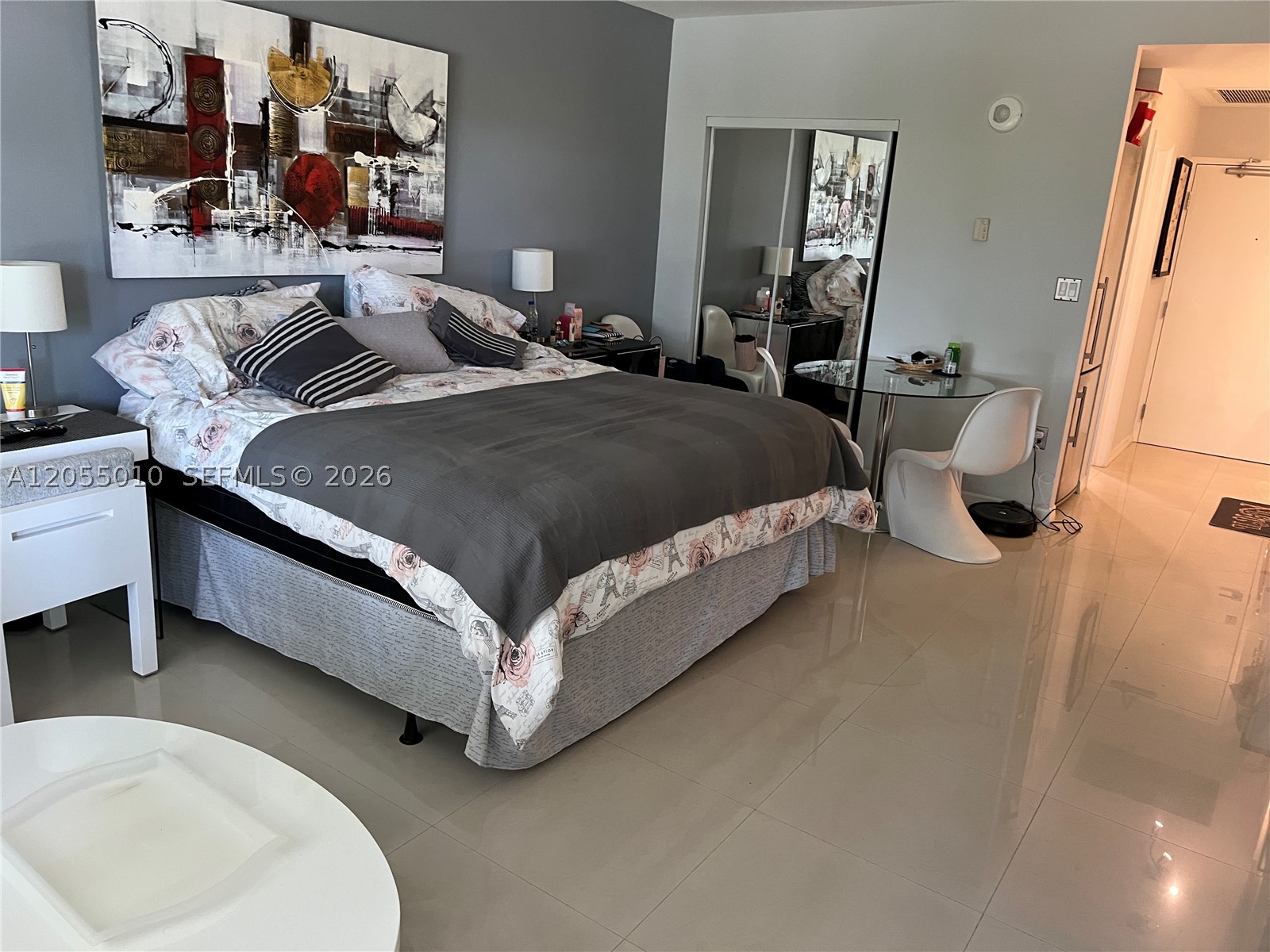HARBOUR HOUSE - Residential