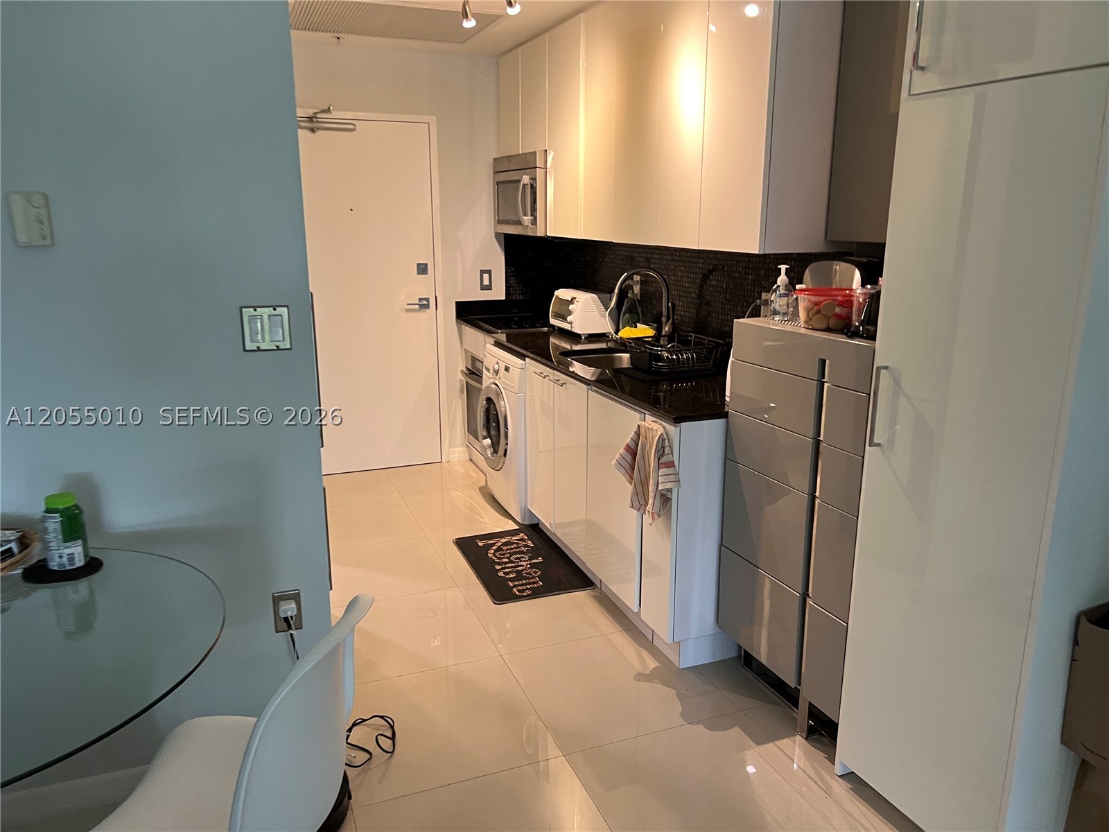 HARBOUR HOUSE - Residential