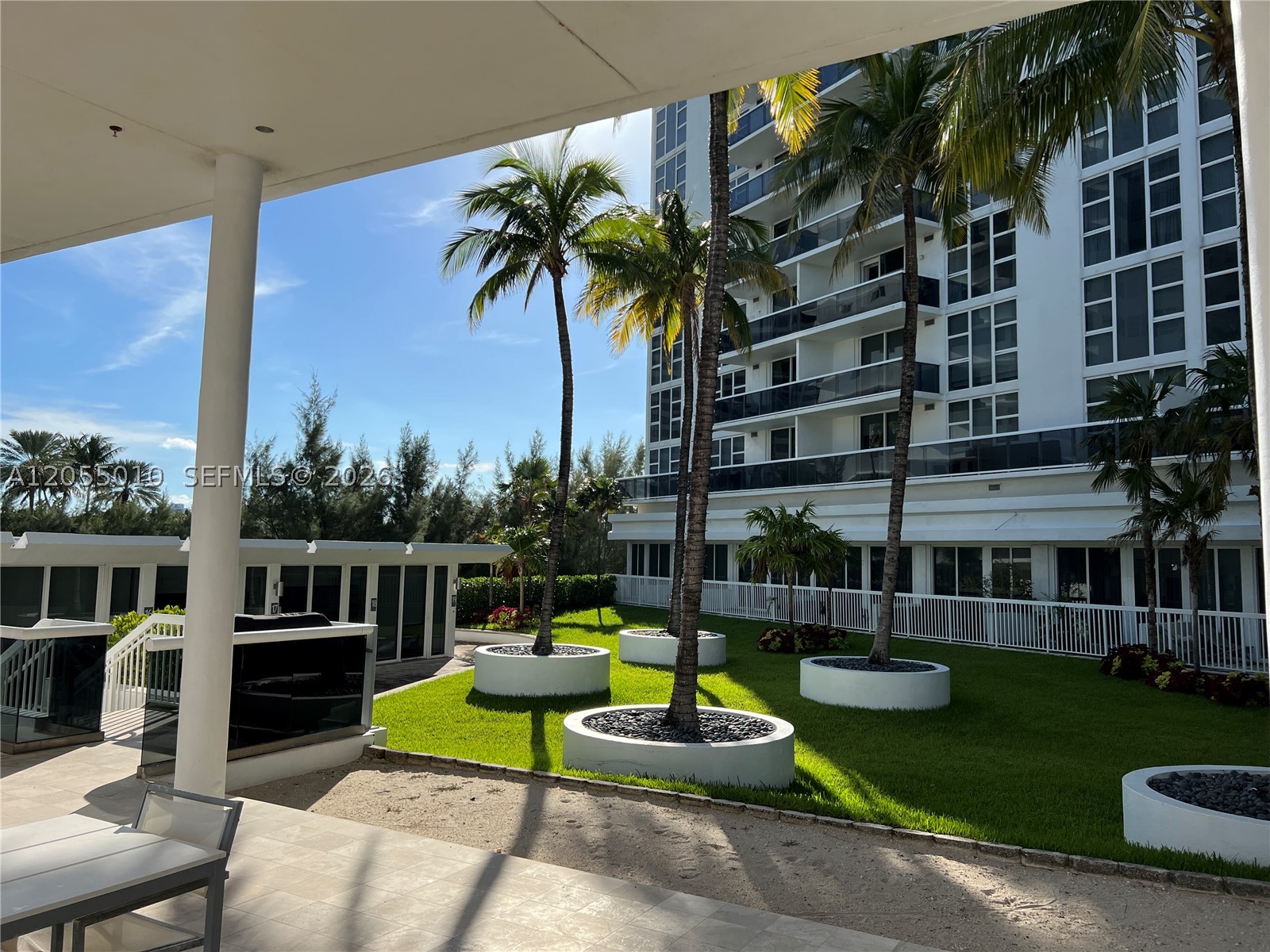 HARBOUR HOUSE - Residential