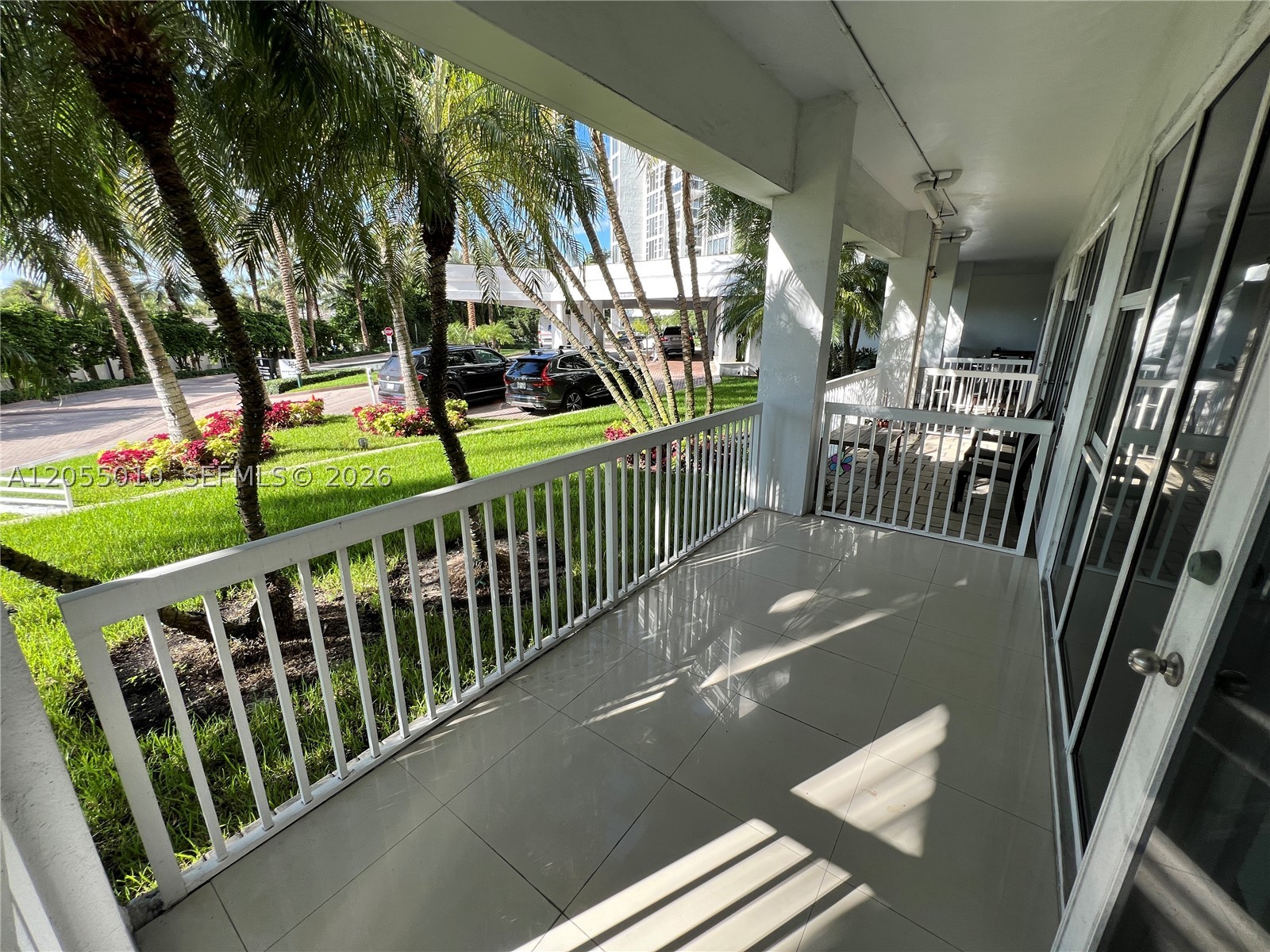 HARBOUR HOUSE - Residential