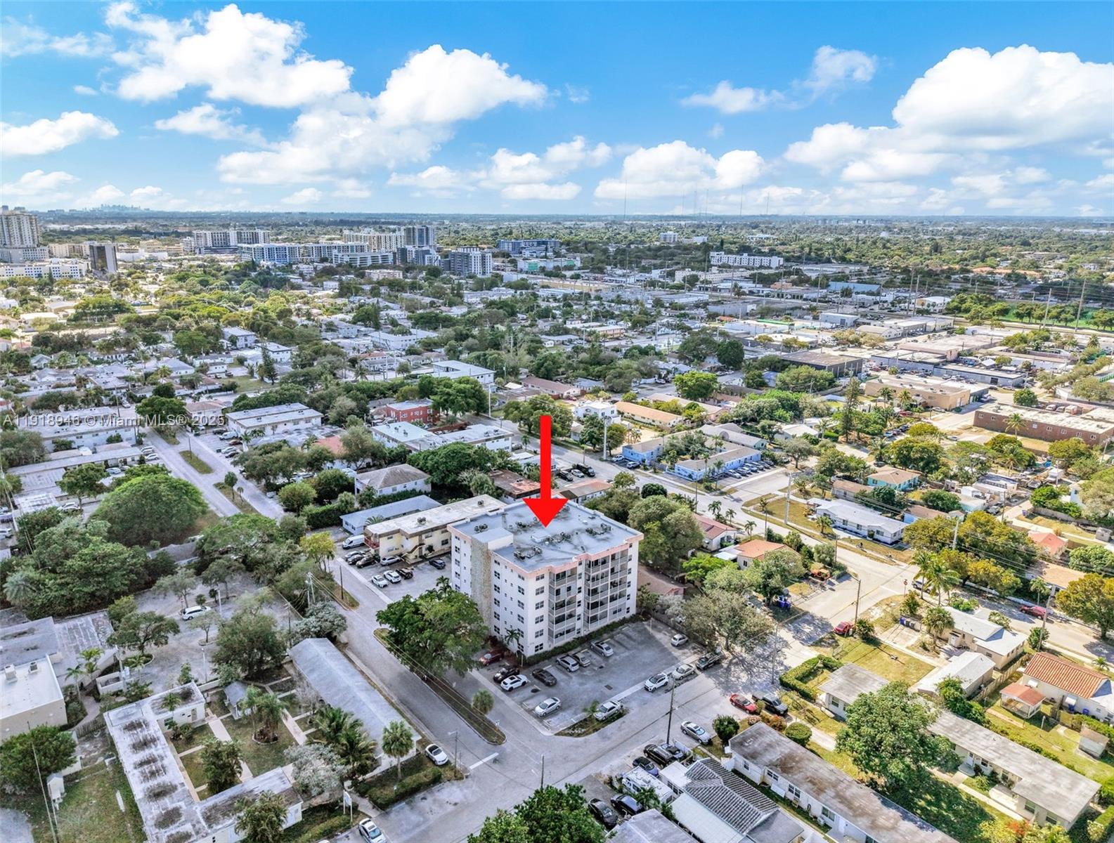 DIXIANA CONDO - Residential