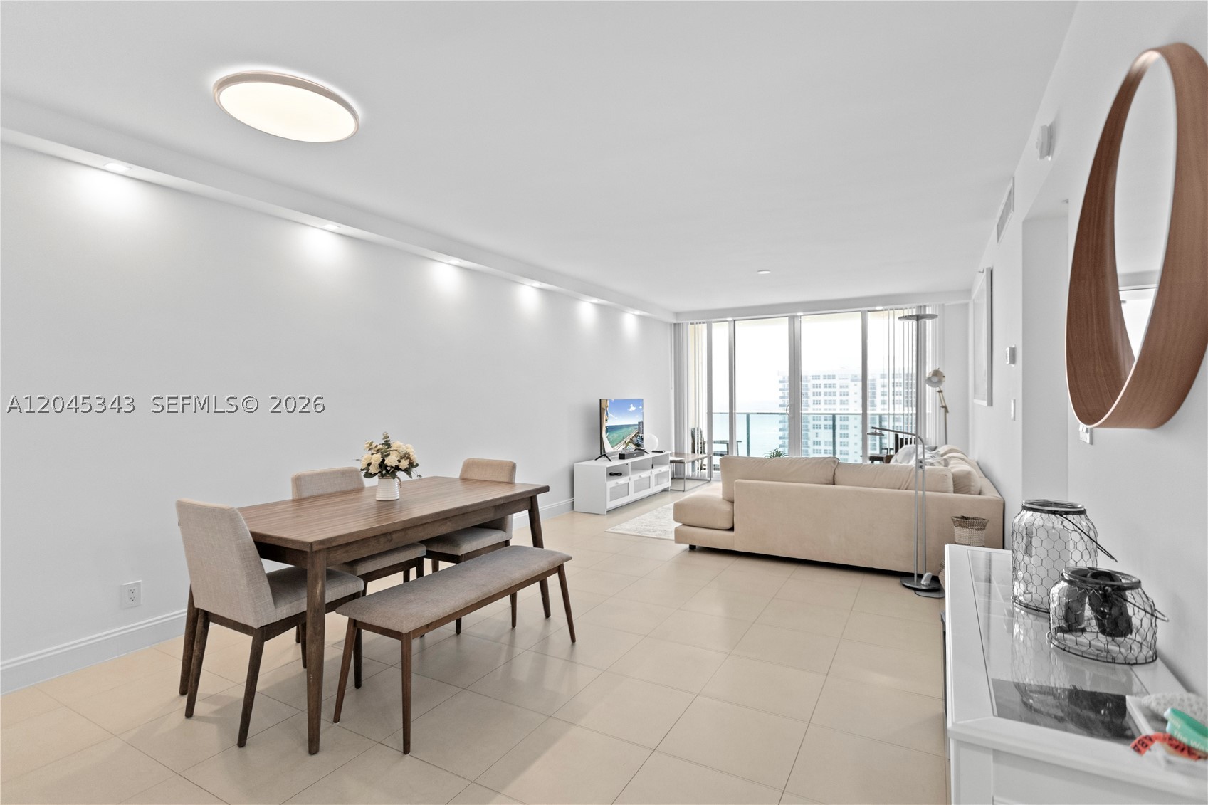 WAVE CONDO - Residential Lease