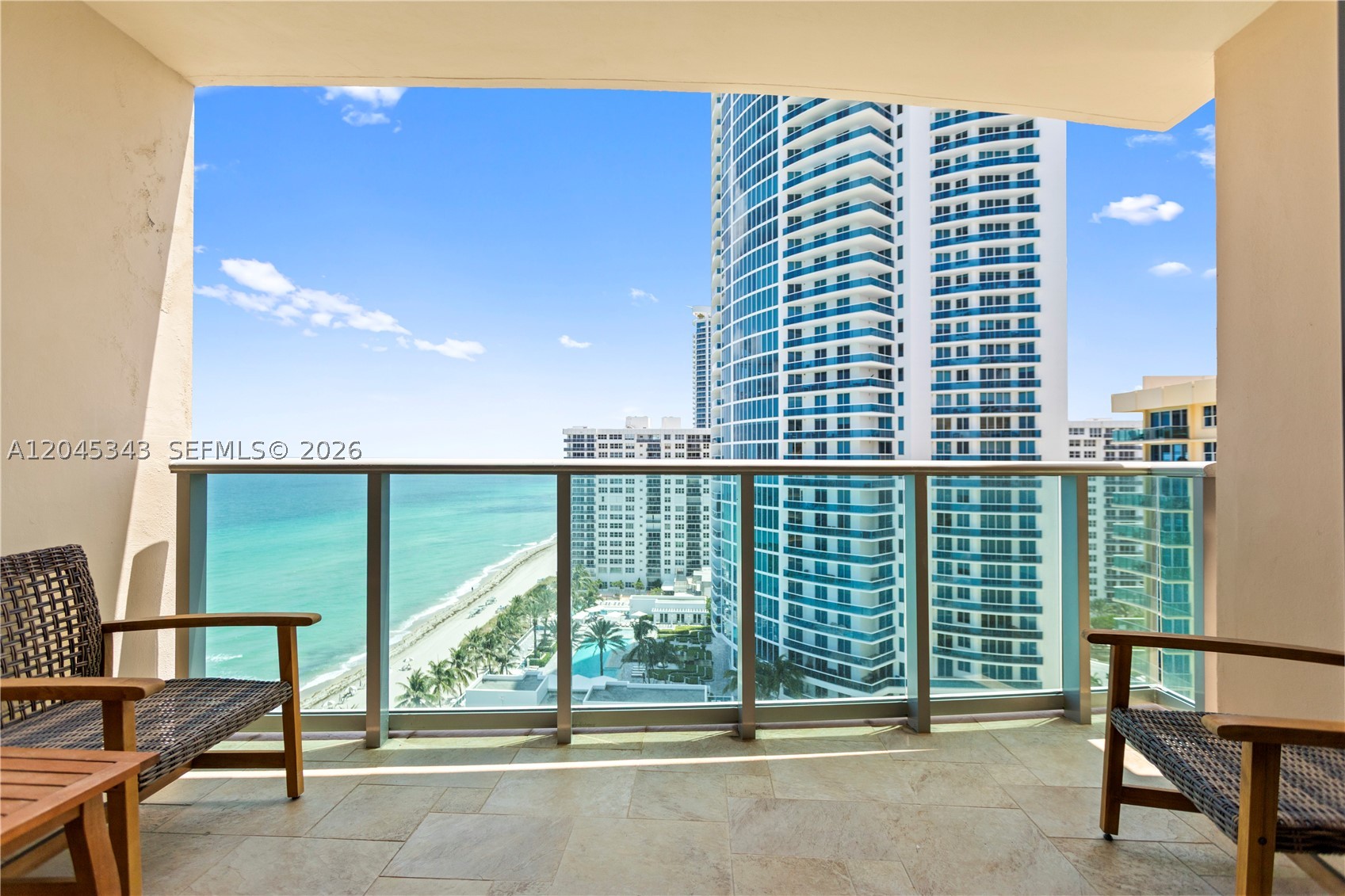 WAVE CONDO - Residential Lease