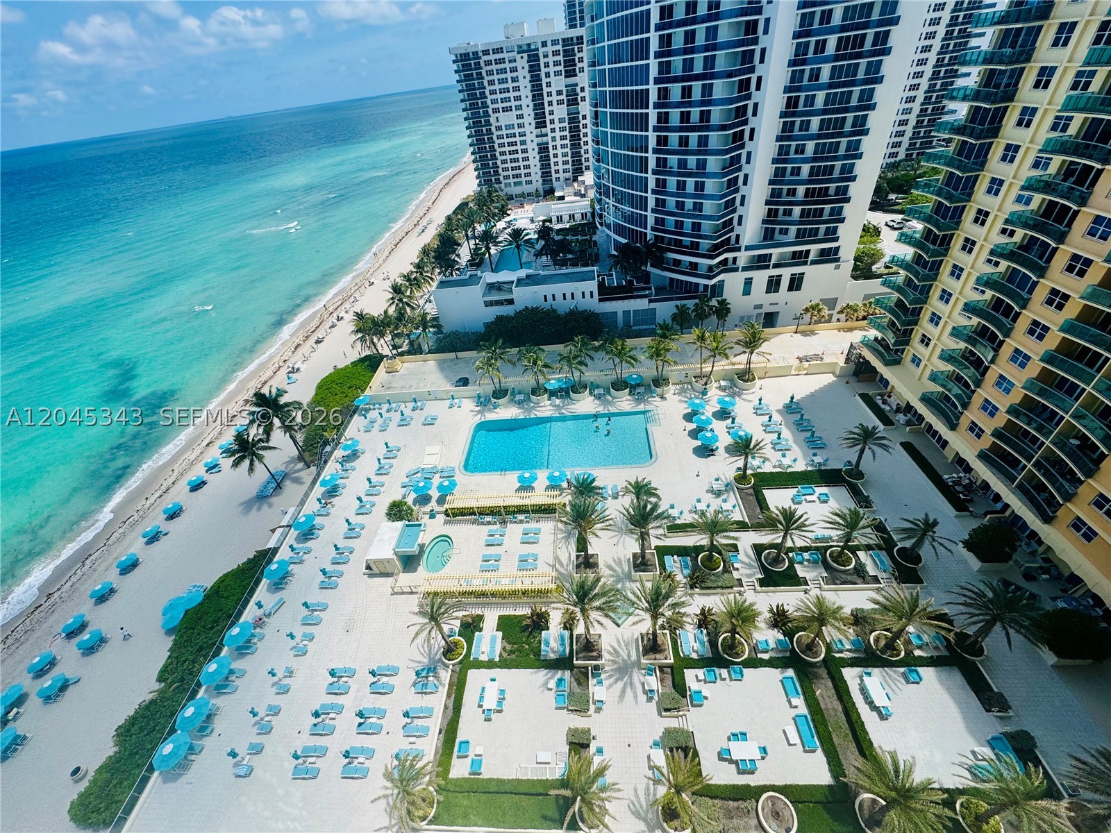 WAVE CONDO - Residential Lease