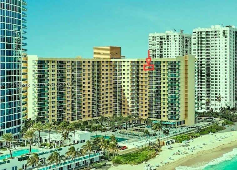 WAVE CONDO - Residential Lease