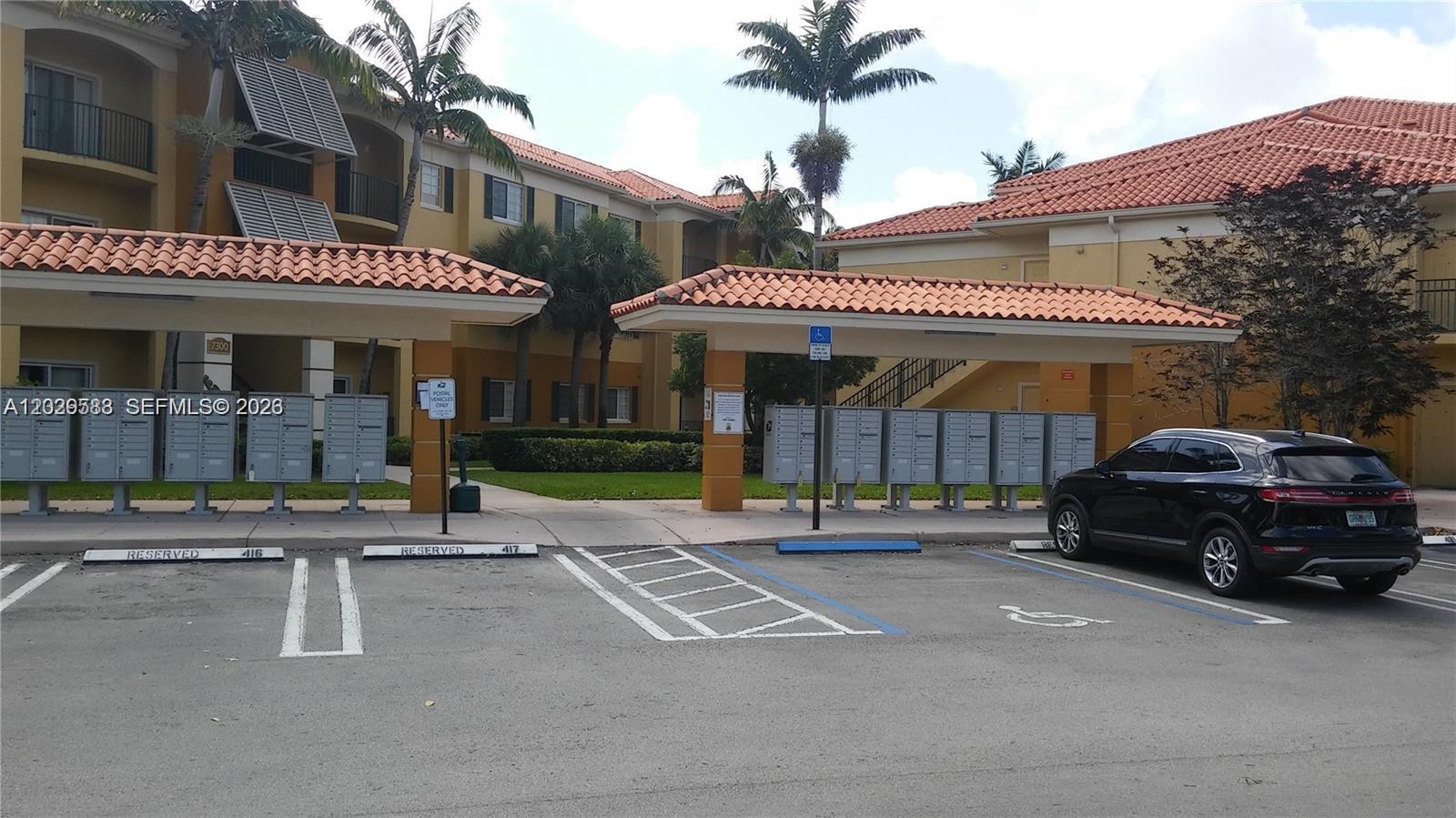 PALM GARDENS AT DORAL CON - Residential