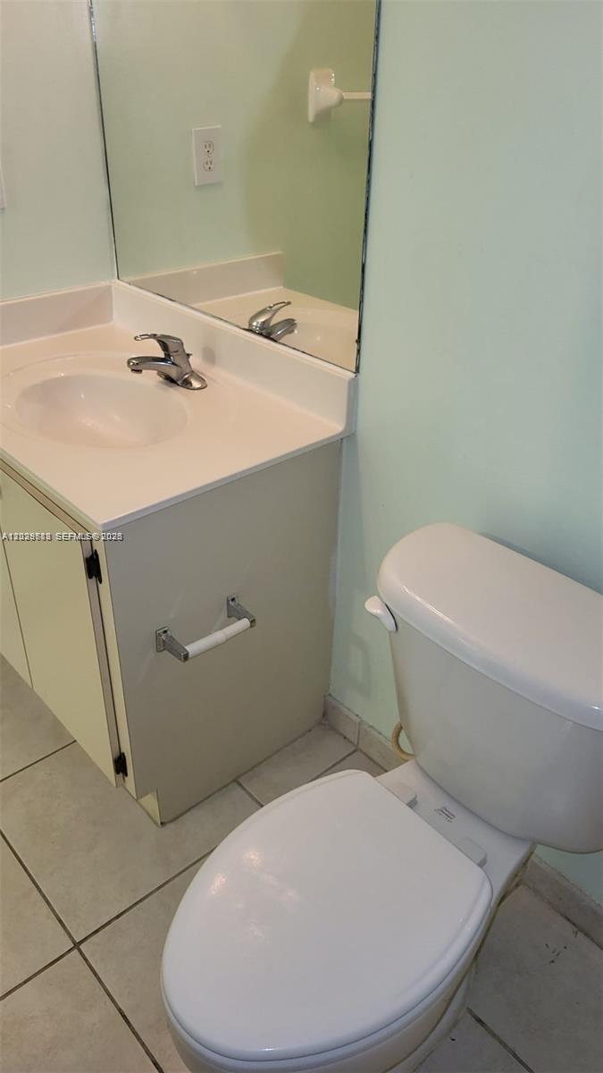PALM GARDENS AT DORAL CON - Residential