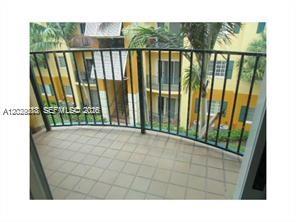 PALM GARDENS AT DORAL CON - Residential