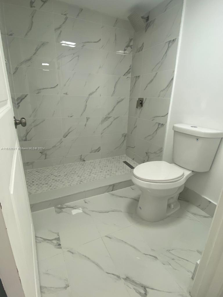 KENLAND BEND NORTH CONDO - Residential Lease