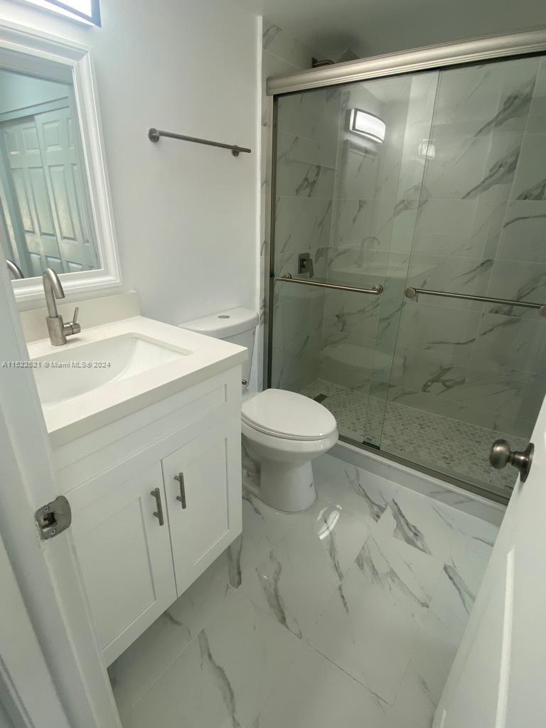 KENLAND BEND NORTH CONDO - Residential Lease