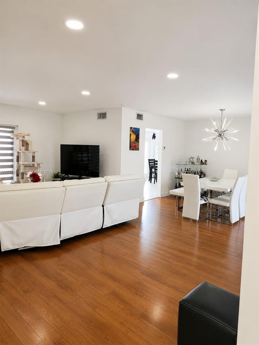MIRAMAR PARK THIRD ADD - Residential