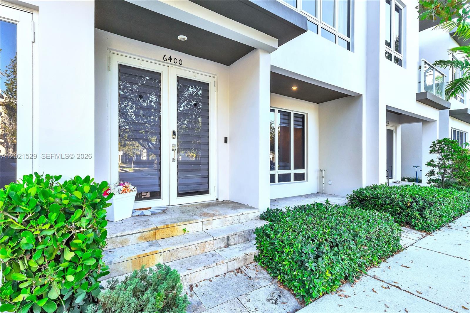 LANDMARK AT DORAL - Residential