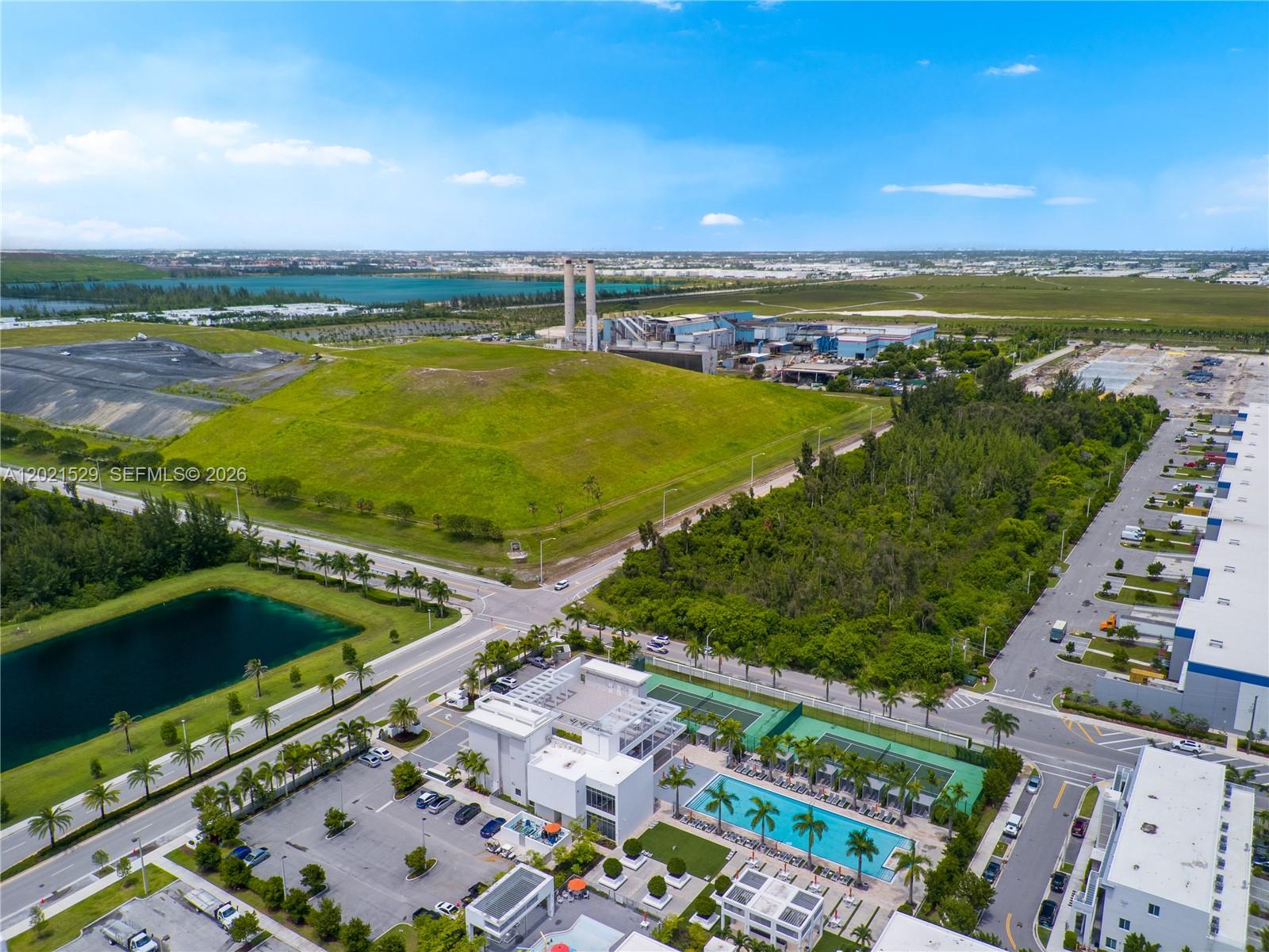 LANDMARK AT DORAL - Residential