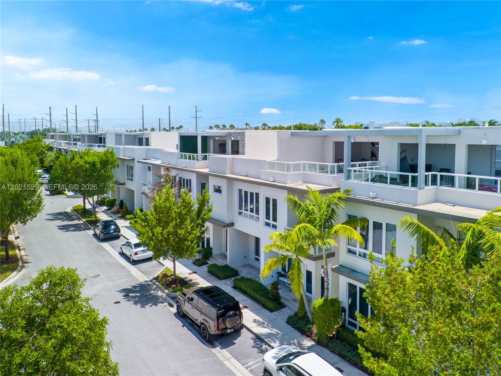 LANDMARK AT DORAL - Residential