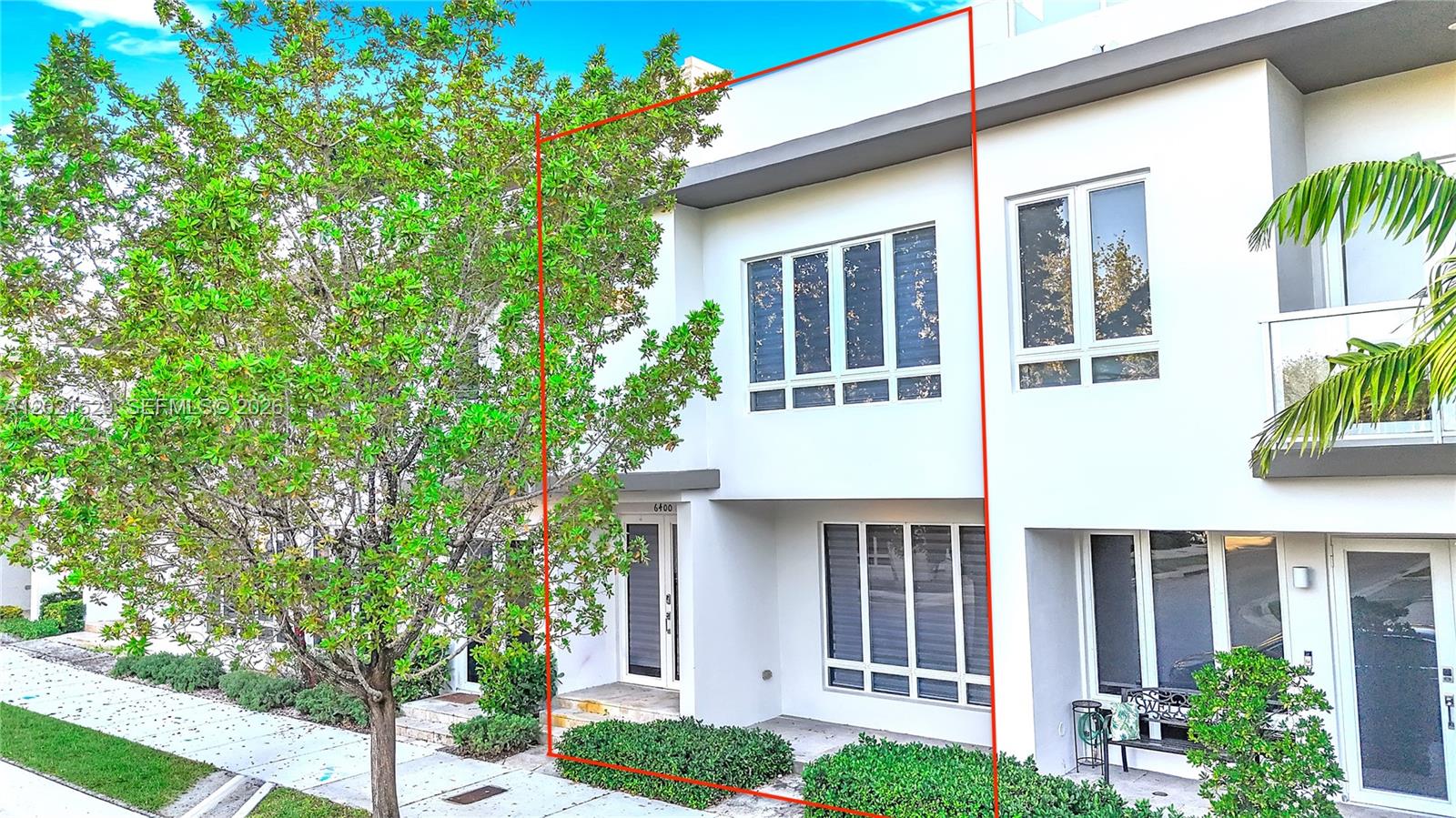 LANDMARK AT DORAL - Residential