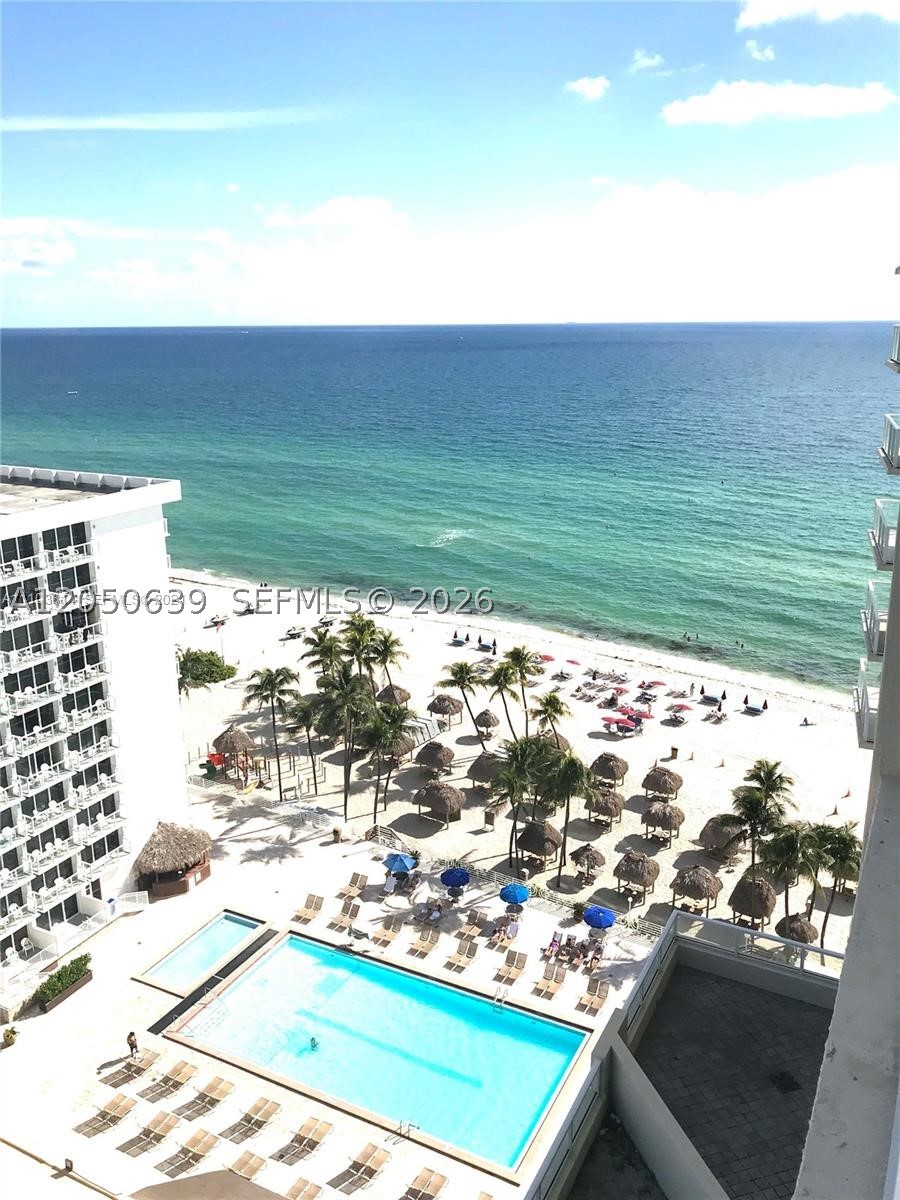 LA PERLA CONDO - Residential