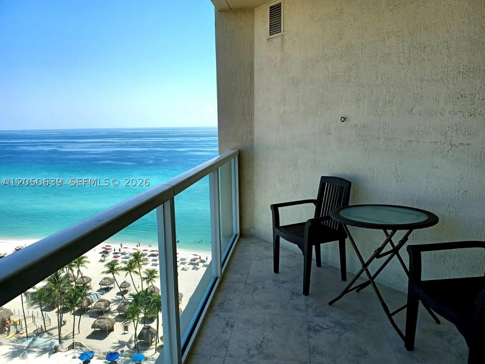 LA PERLA CONDO - Residential