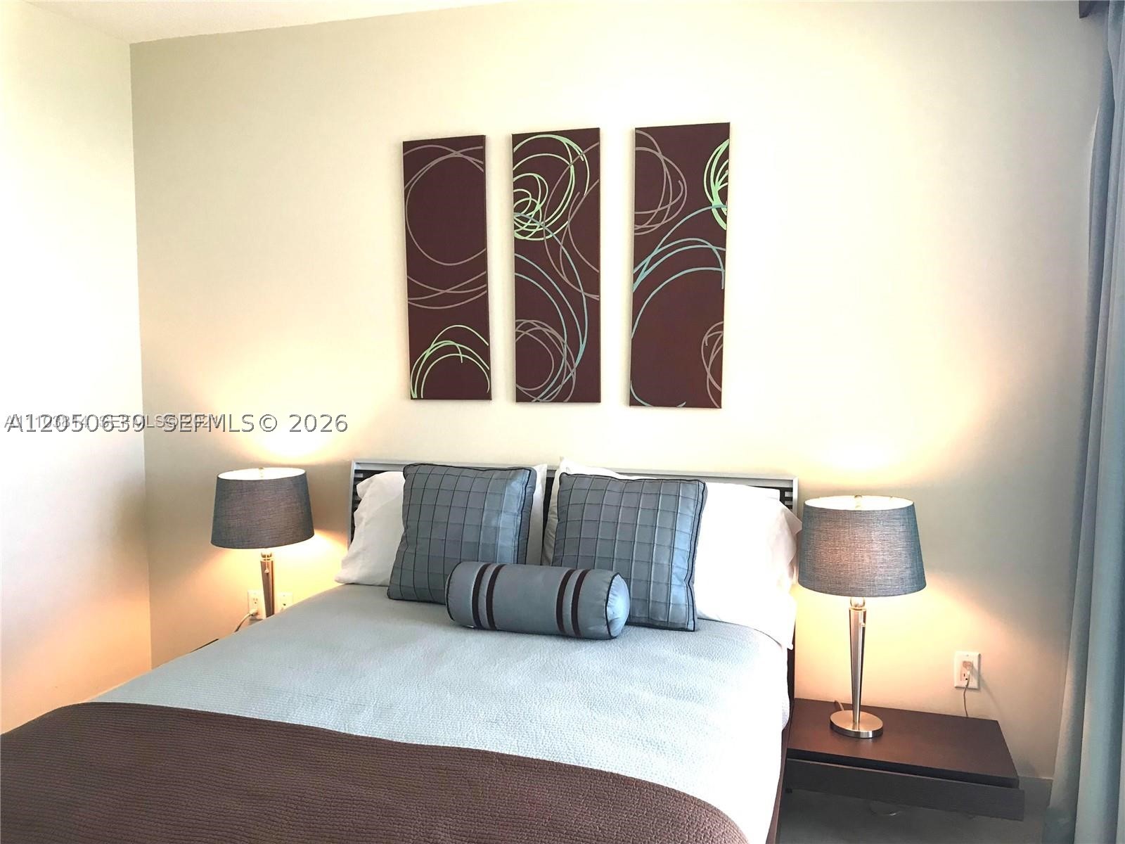 LA PERLA CONDO - Residential
