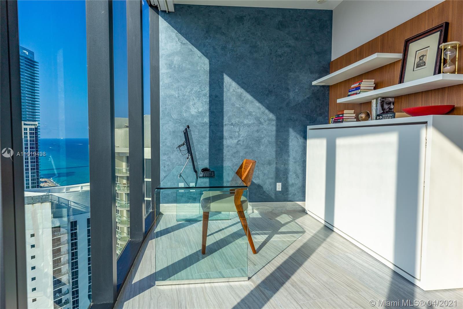 18555 COLLINS AVENUE COND - Residential