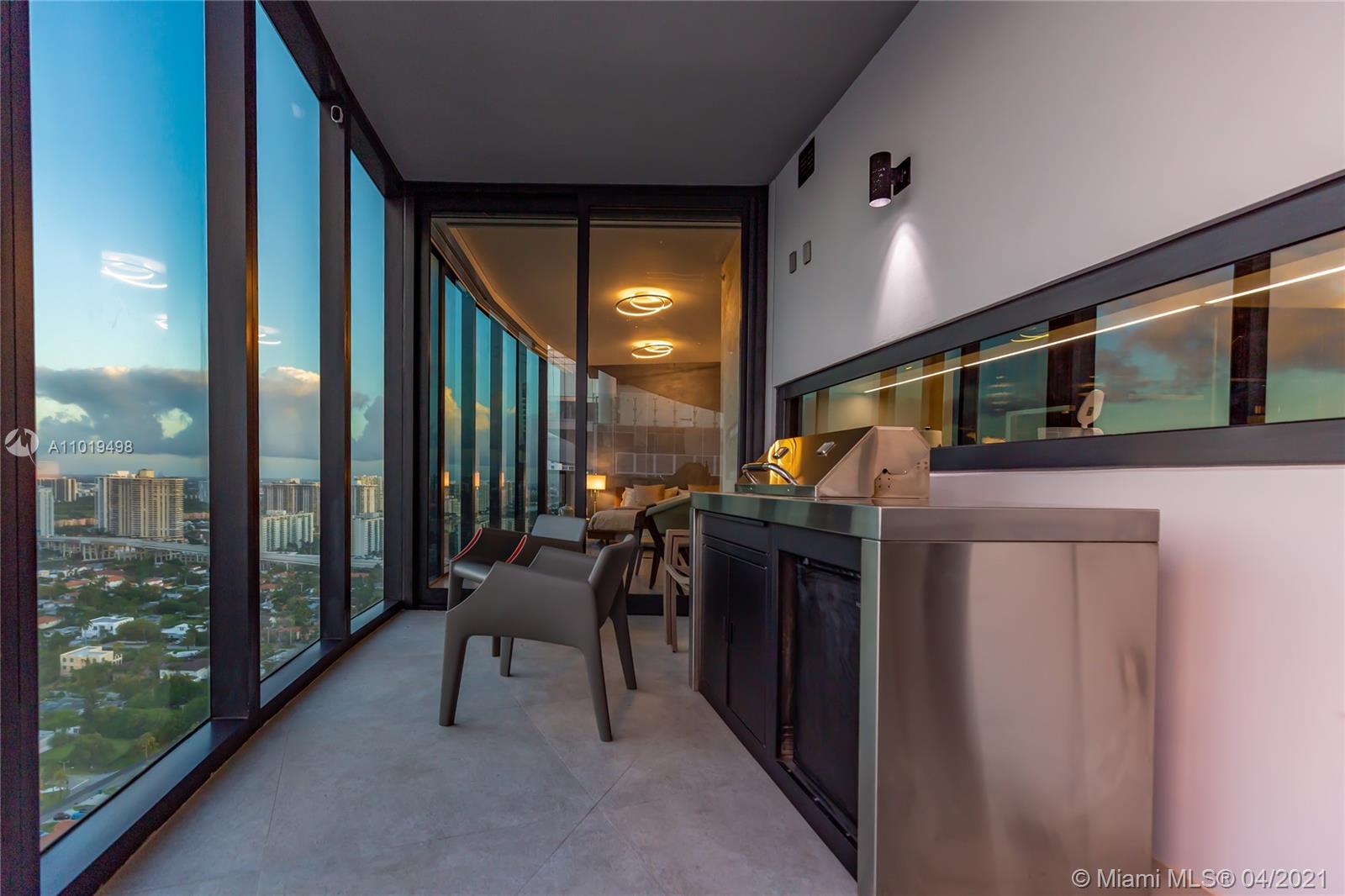 18555 COLLINS AVENUE COND - Residential