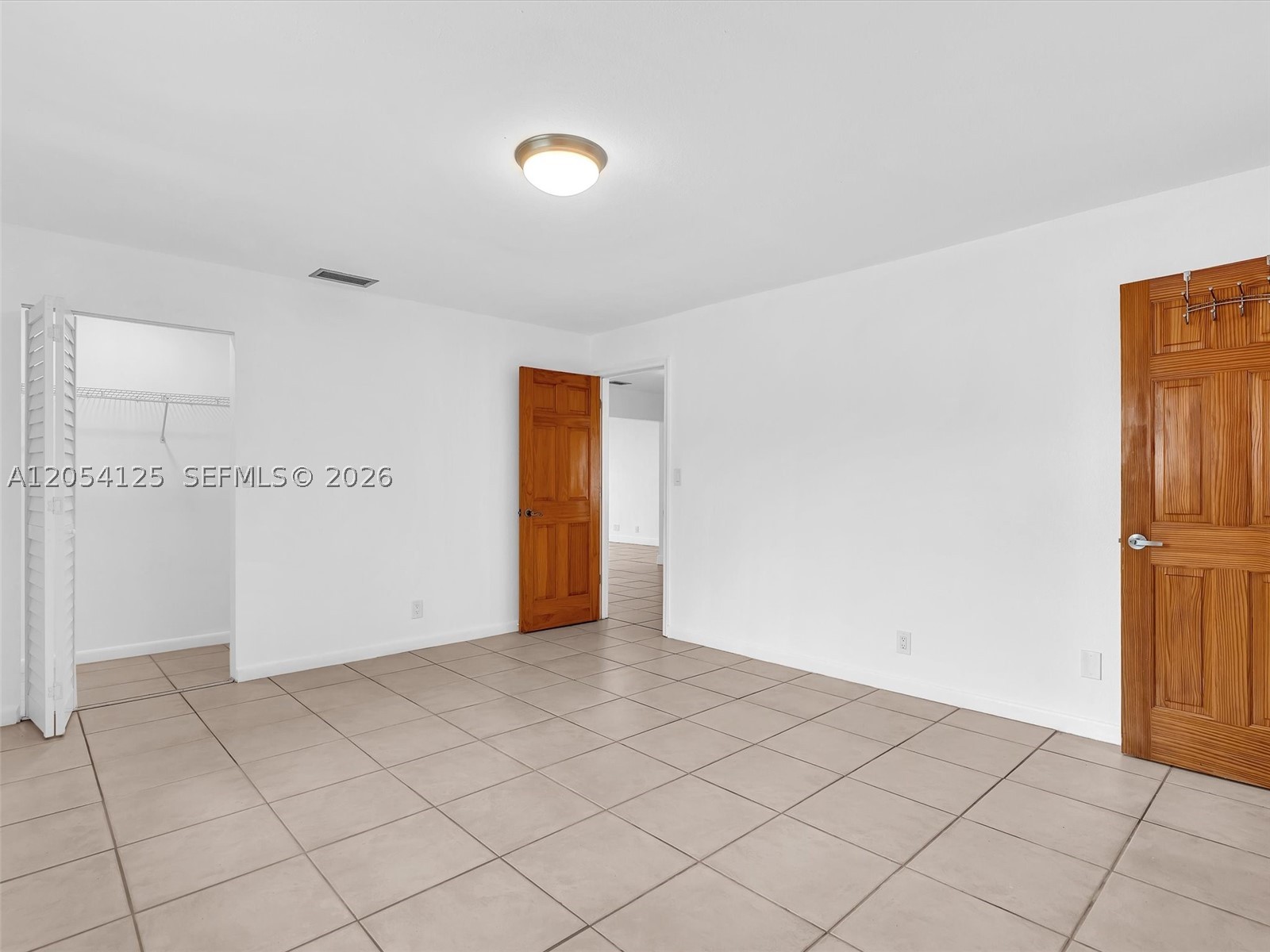 WOODBRIDGE - Residential