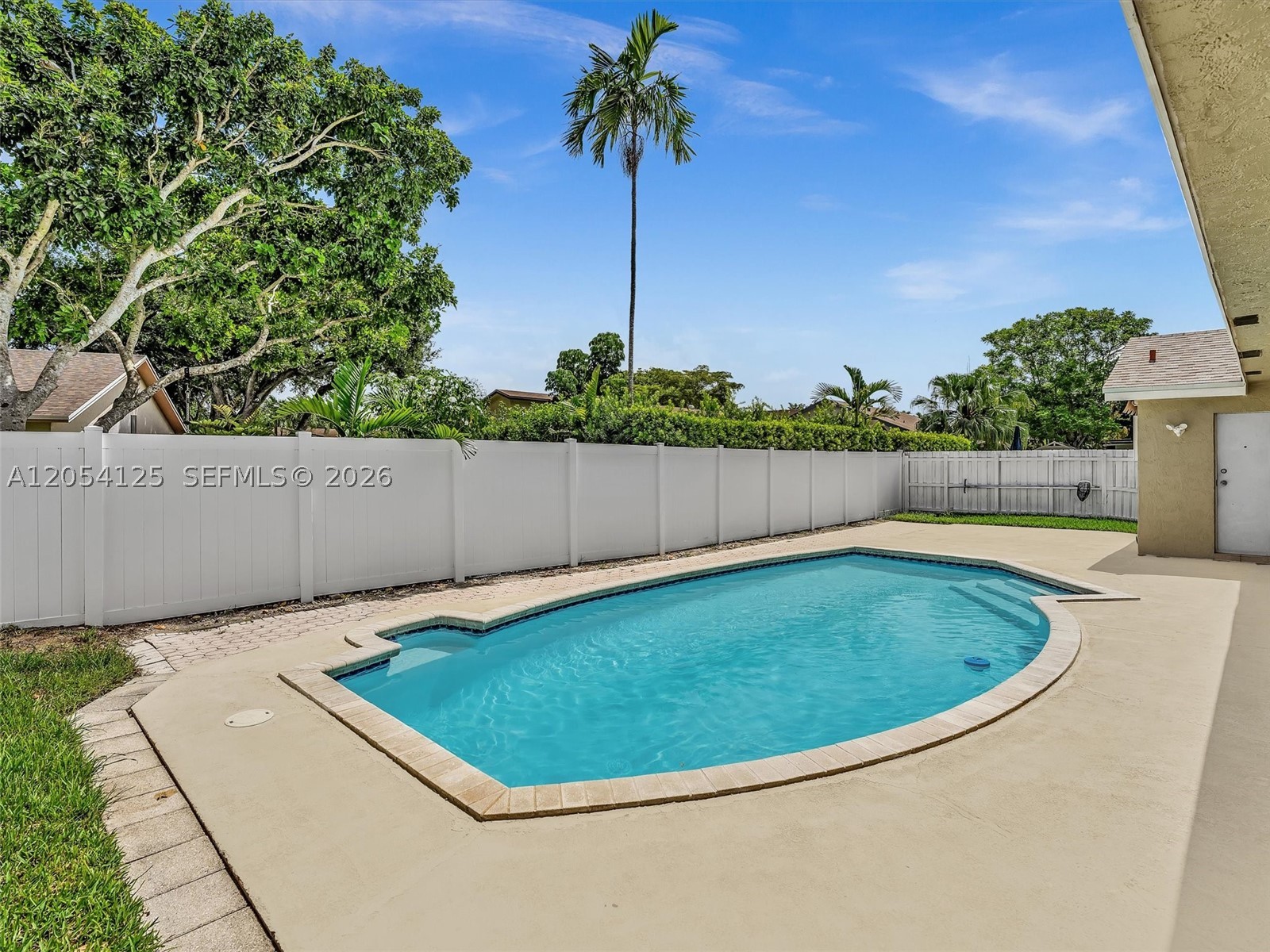 WOODBRIDGE - Residential