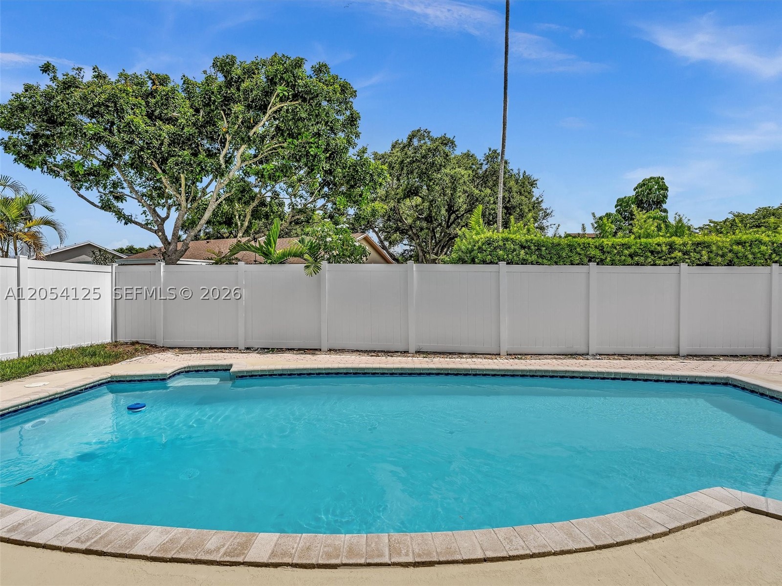 WOODBRIDGE - Residential