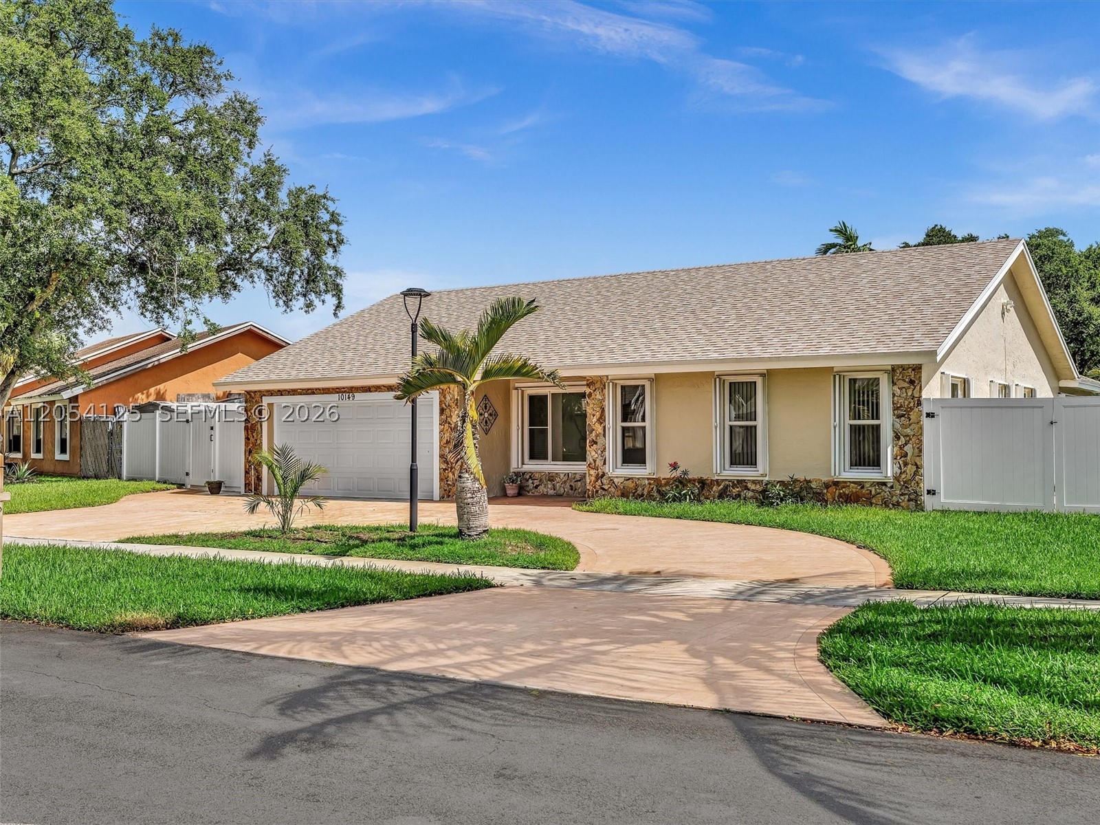 WOODBRIDGE - Residential